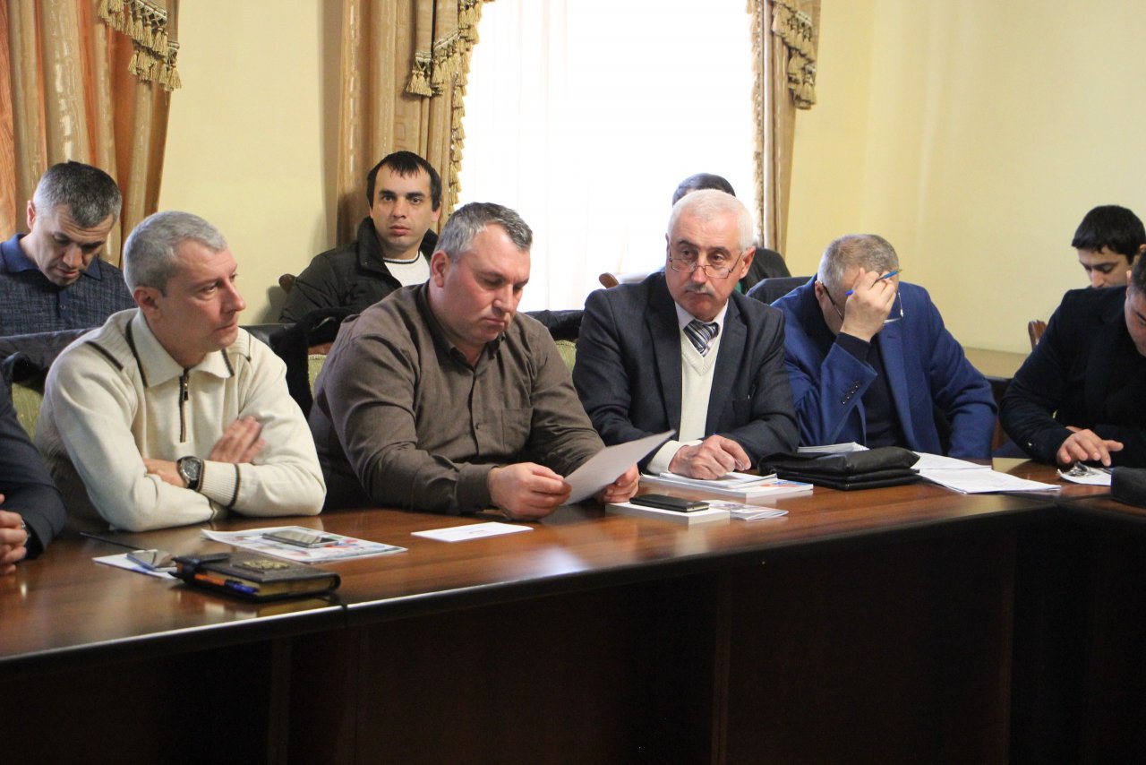 Комитеты рд. Председатель комитета по госзакупкам Республики Дагестан. Юсуф Эфендиевич Юсуфов комитет по госзакупкам РД. Азер комитет по закупкам. Комитет по закупкам.