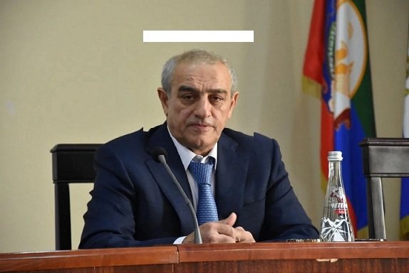  Гаджиев Изет Ниязович Председатель собрания депутатов МР «Дербентский район»